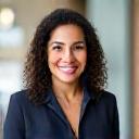 Portrait de Nesrine Benali, directrice d'école primaire.